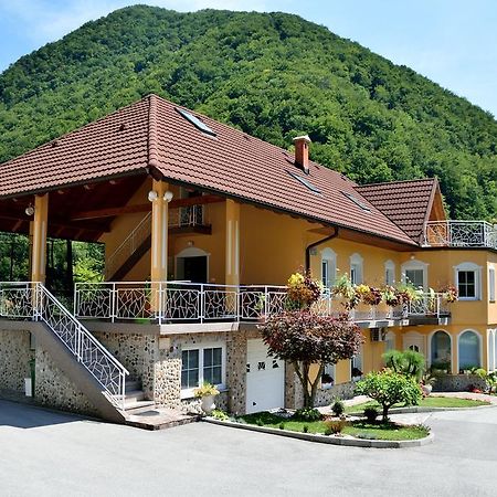 Apartment Sotocje Dolenja Trebusa Kültér fotó
