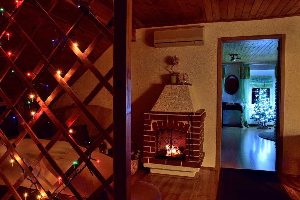 Apartment Sotocje Dolenja Trebusa Szoba fotó